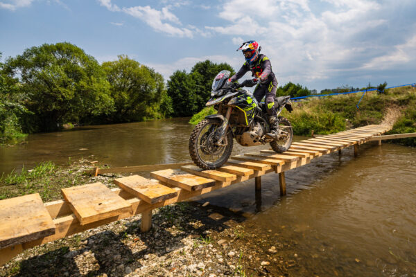 Sam Sunderland (GBR) performs during the third off-road day at Red Bull Romaniacs in Sibiu, Romania on July 25, 2025. // Attila Szabo / Red Bull Content Pool // SI202507251100 // Usage for editorial use only //