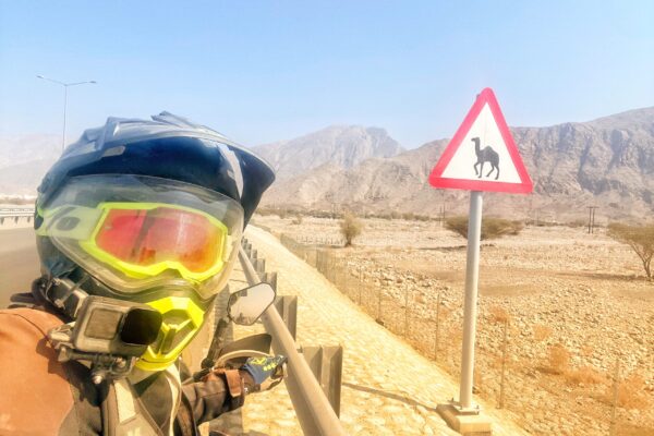 detaliu oman
