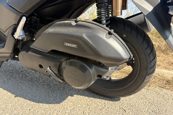 Yamaha NMAX 155 motoadn 10