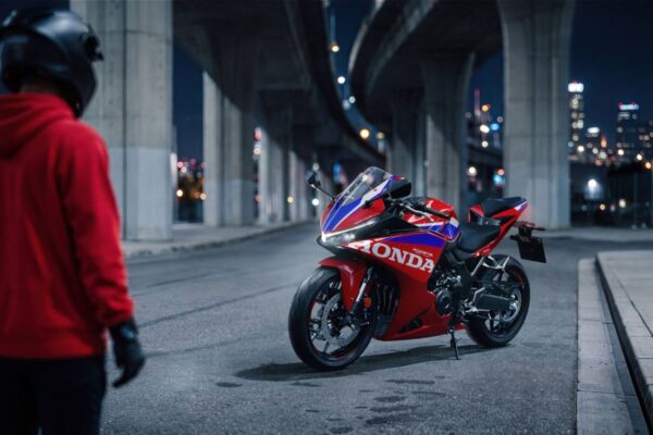 27YM Honda CBR500R FOUR 27YM Honda CBR500R FOUR