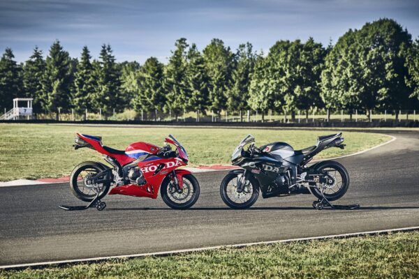 27YM Honda CBR600RR 27YM Honda CBR600RR