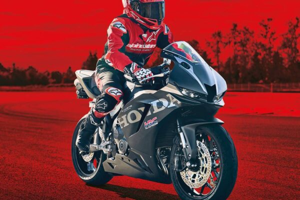 27YM Honda CBR600RR 27YM Honda CBR600RR