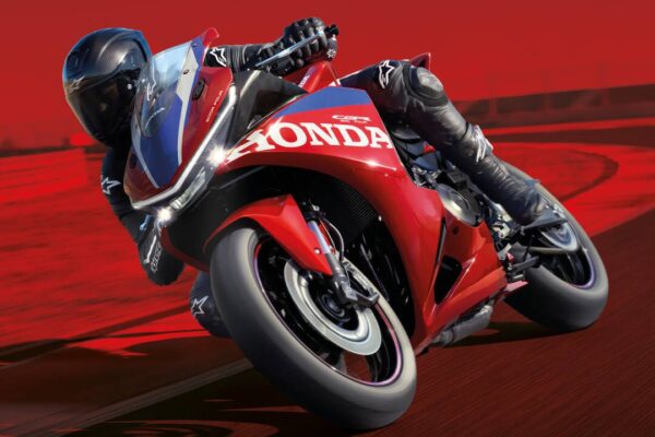 27YM Honda CBR500R FOUR 27YM Honda CBR500R FOUR