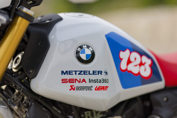 P90647885_highRes_bmw-r-12-g-s-gs-trop