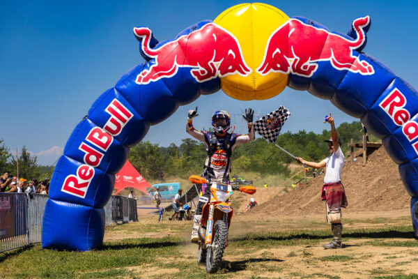 Manuel Lettenbichler Manuel Lettenbichler celebrates during the fourth off-road day at Red Bull Romaniacs in Sibiu, Romania on August 1, 2026. // Attila Szabo / Red Bull Content Pool // SI202608010164 // Usage for editorial use only //